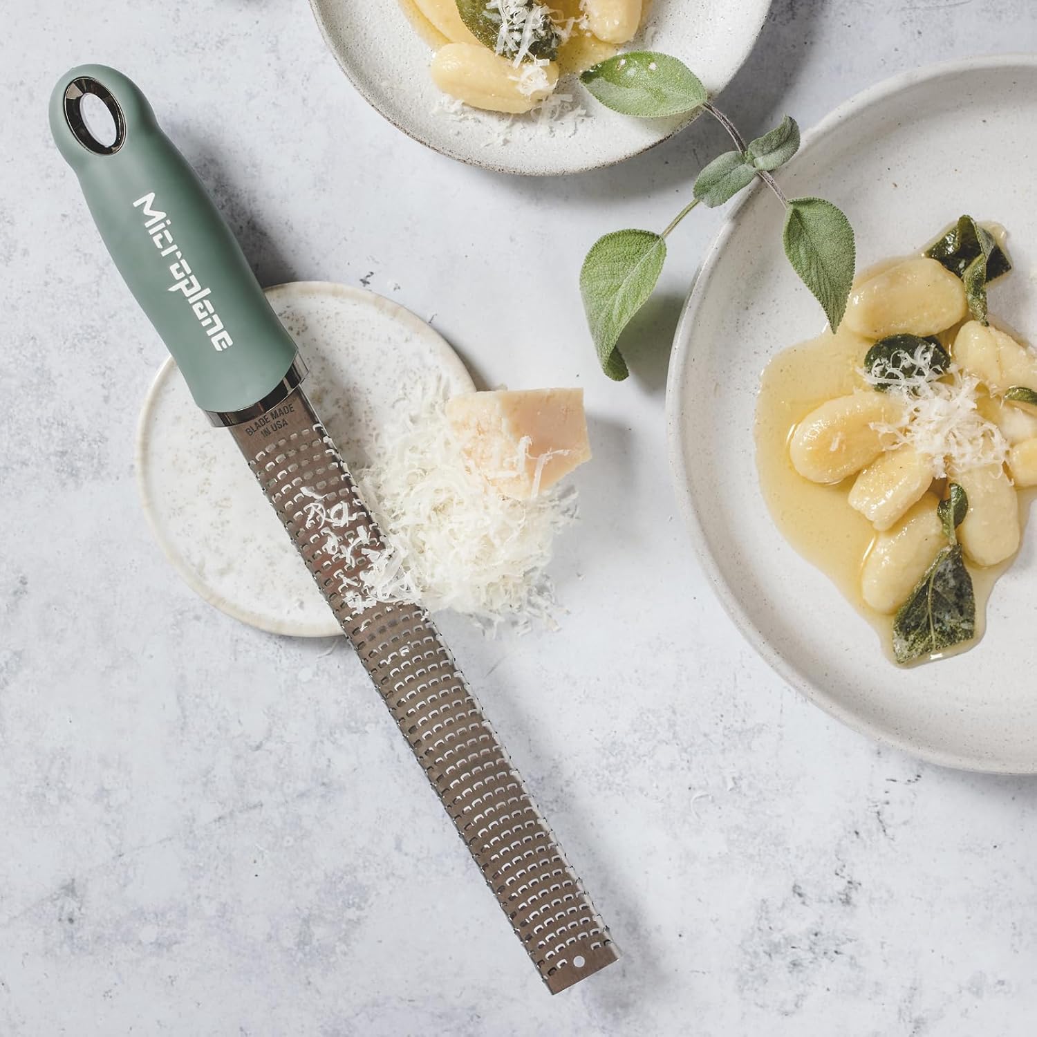 Microplane - Râpe Premium Classic - fine, inox, vert eucalyptus, agrumes, parmesan, lame US