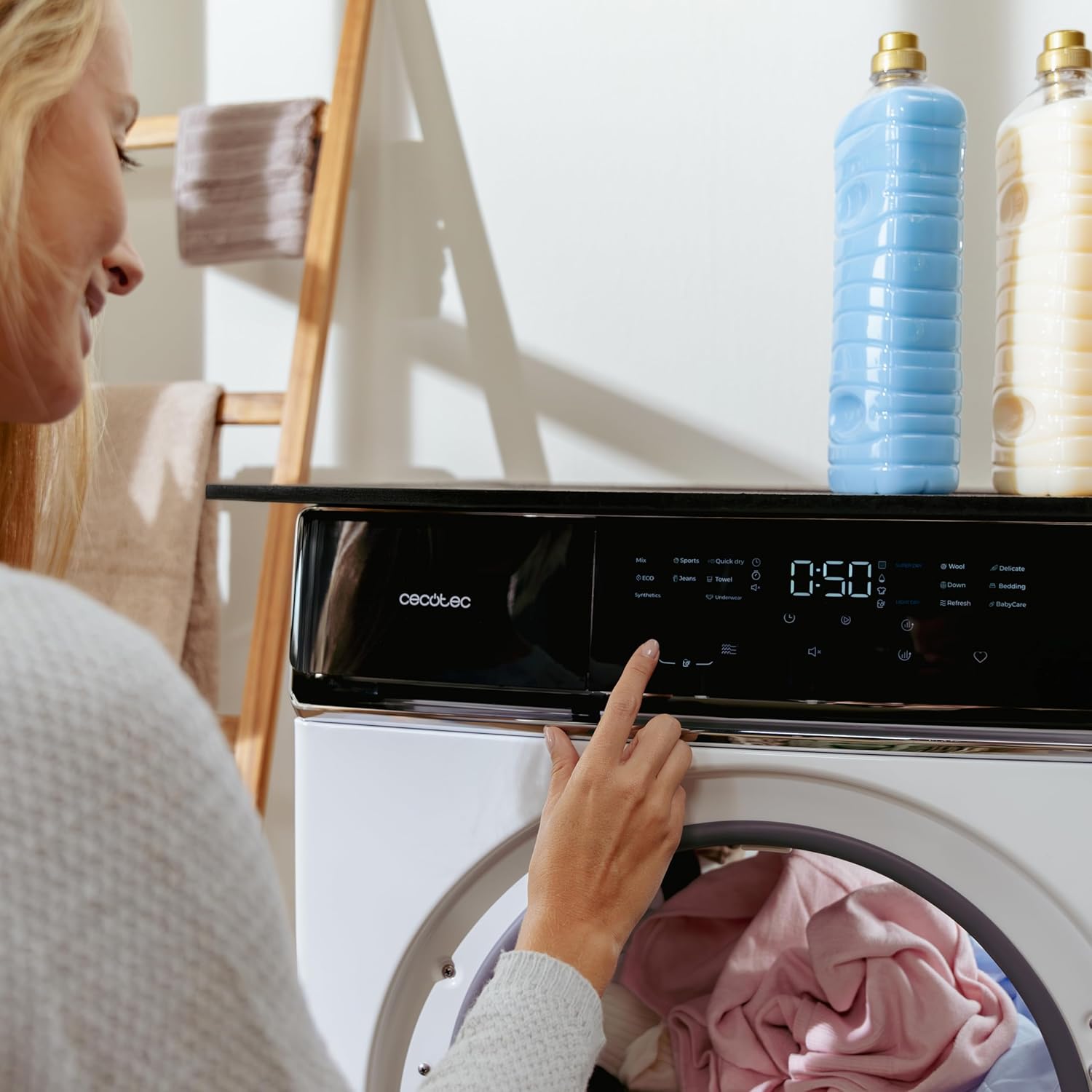 Cecotec - Bolero DressCode Dry 8400 - 8kg - pompe à chaleur, A++, 15 programmes, écran tactile