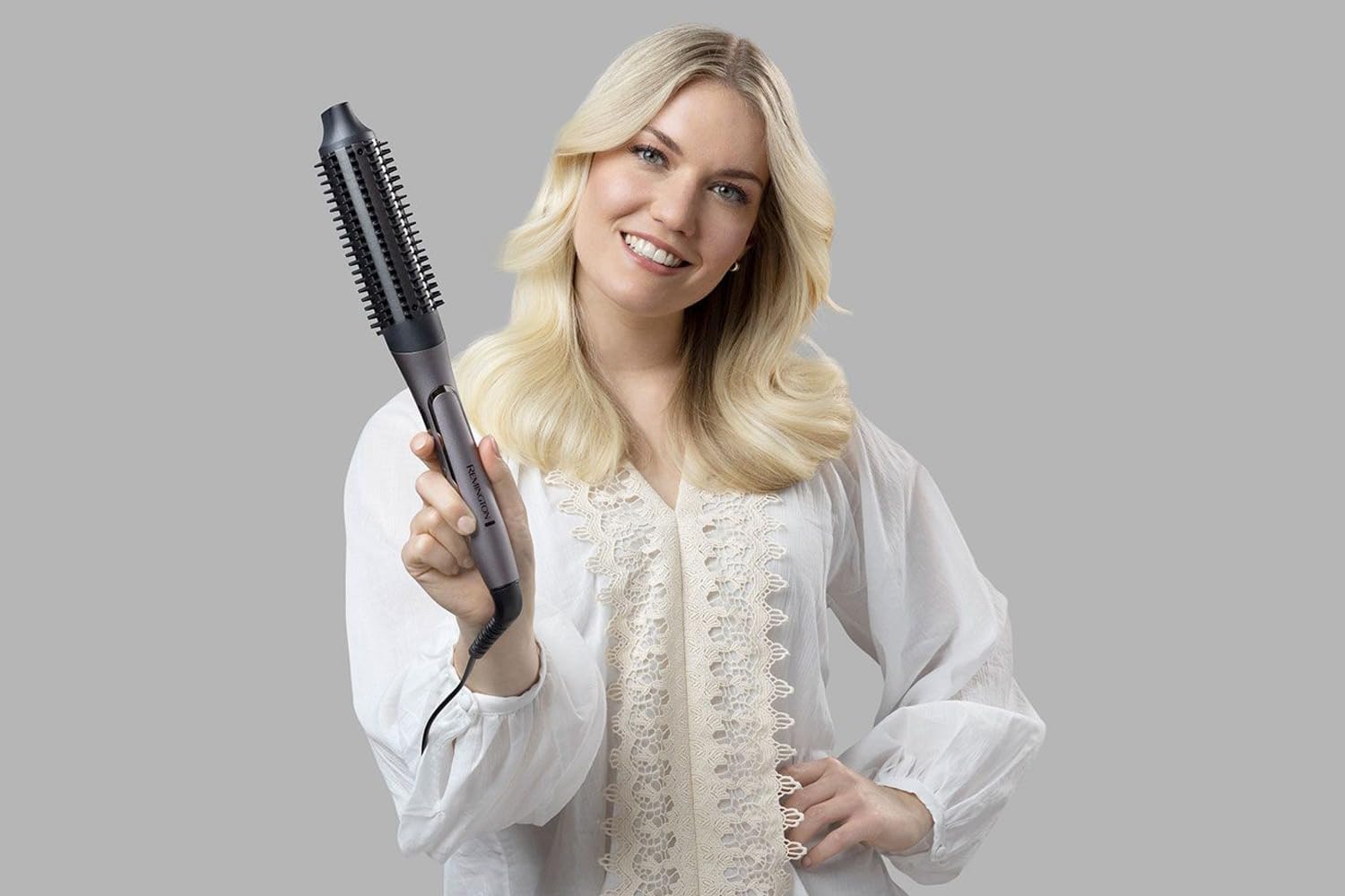 Remington - PROluxe You - 38mm - brosse chauffante, revêtement diamant-céramique, 3 températures, volume et soin CB9800