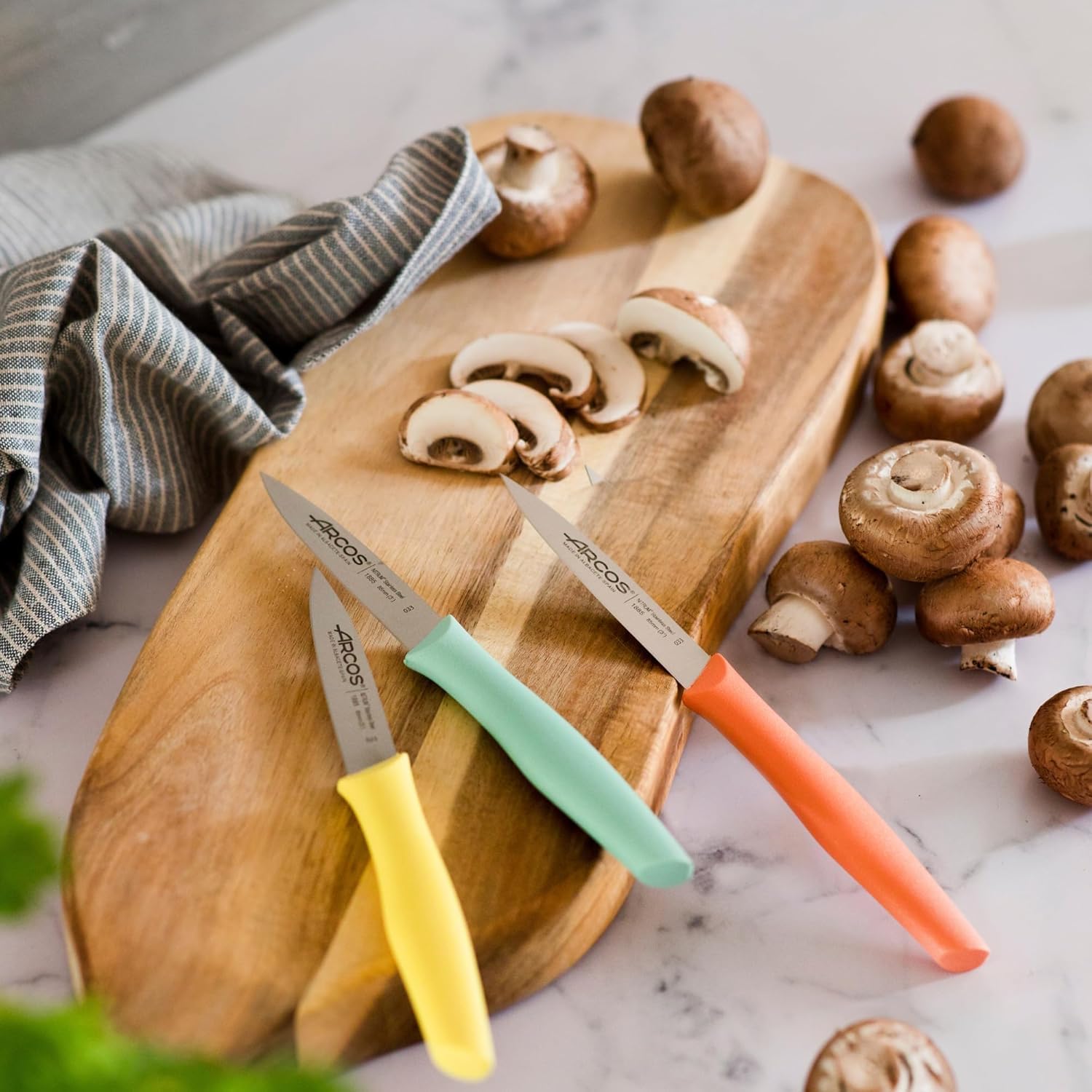 ARCOS - Nova - 3 couteaux office inox, poignées ergonomiques colorées