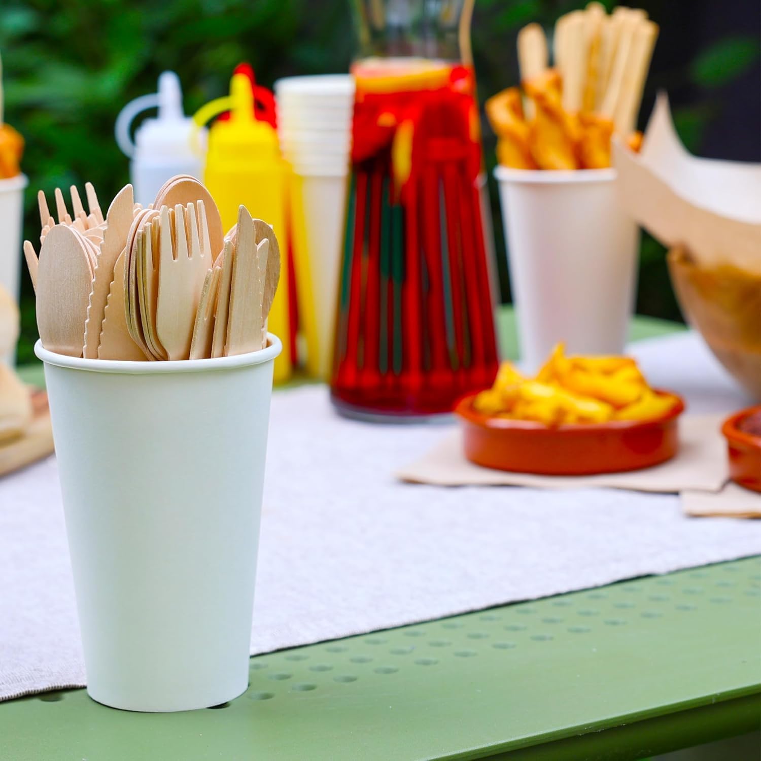 Talking Tables - Couverts bois fête/camping 16cm - 150 pièces
