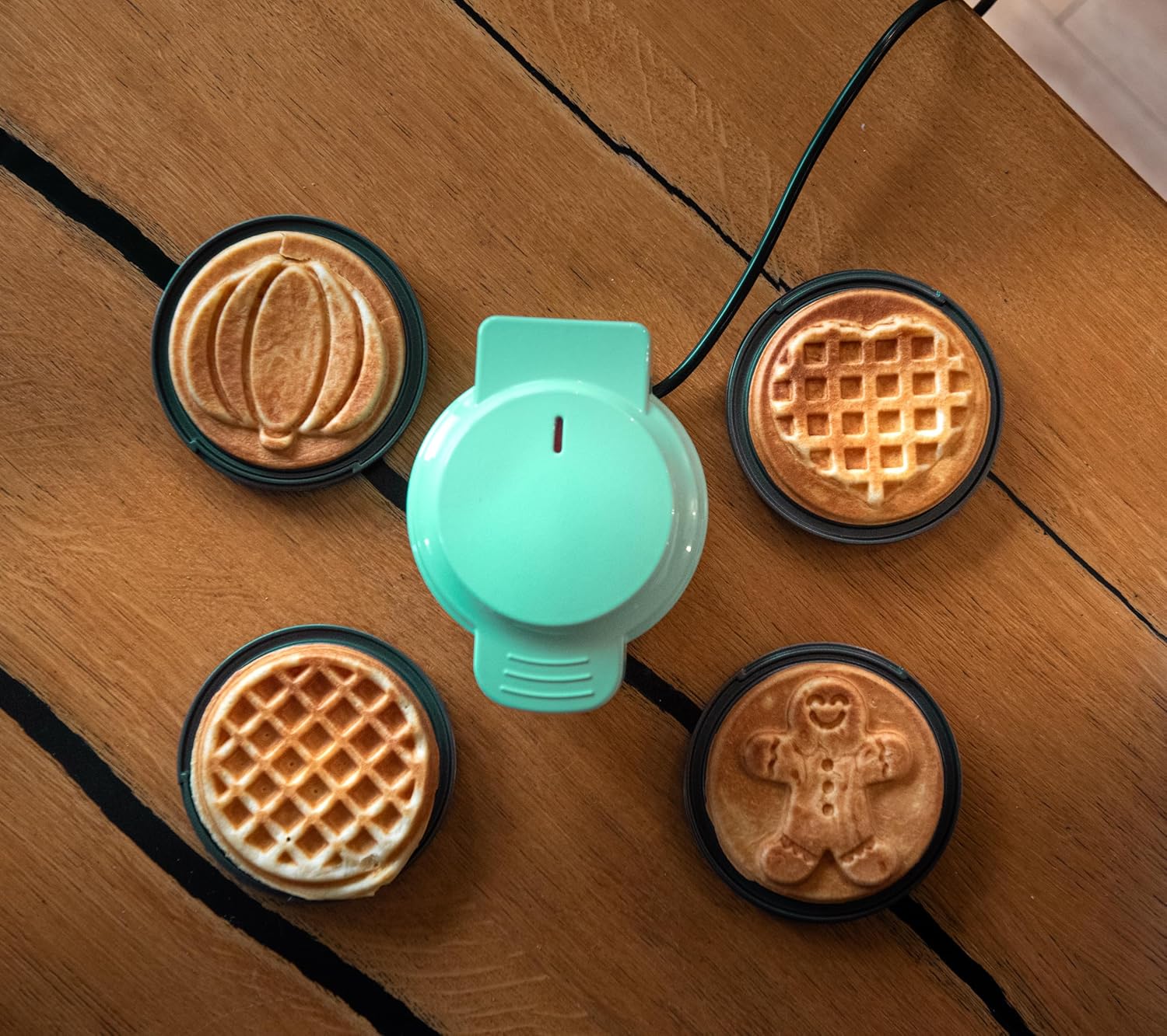 LEHMANN - mini gaufrier séries 4 formes - plaques interchangeables, antiadhésif, menthe, idéal enfants