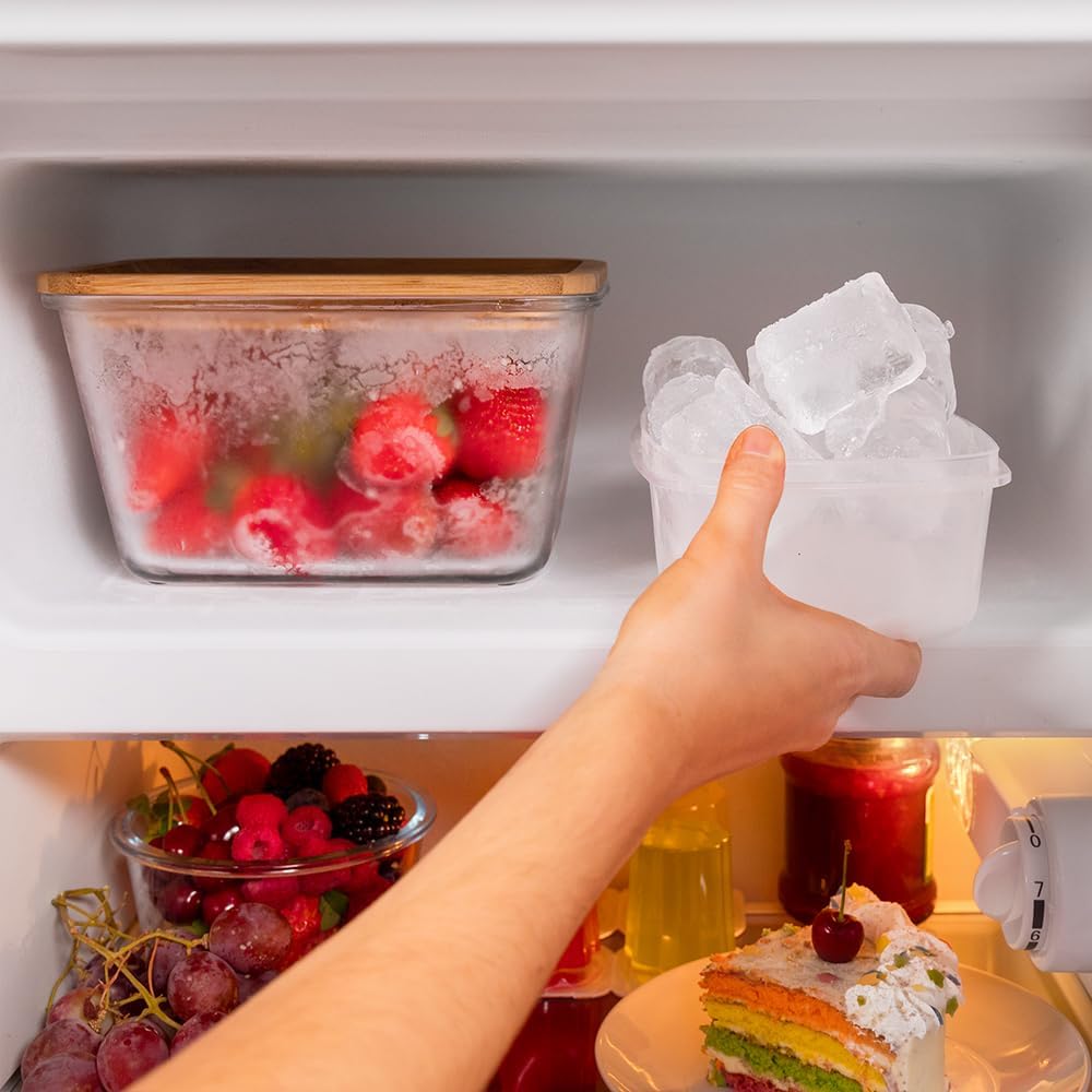 Cecotec - Bolero CoolMarket TT - 110L - mini frigo rétro, classe E, éclairage LED, poignée chromée, étagères verre, roug